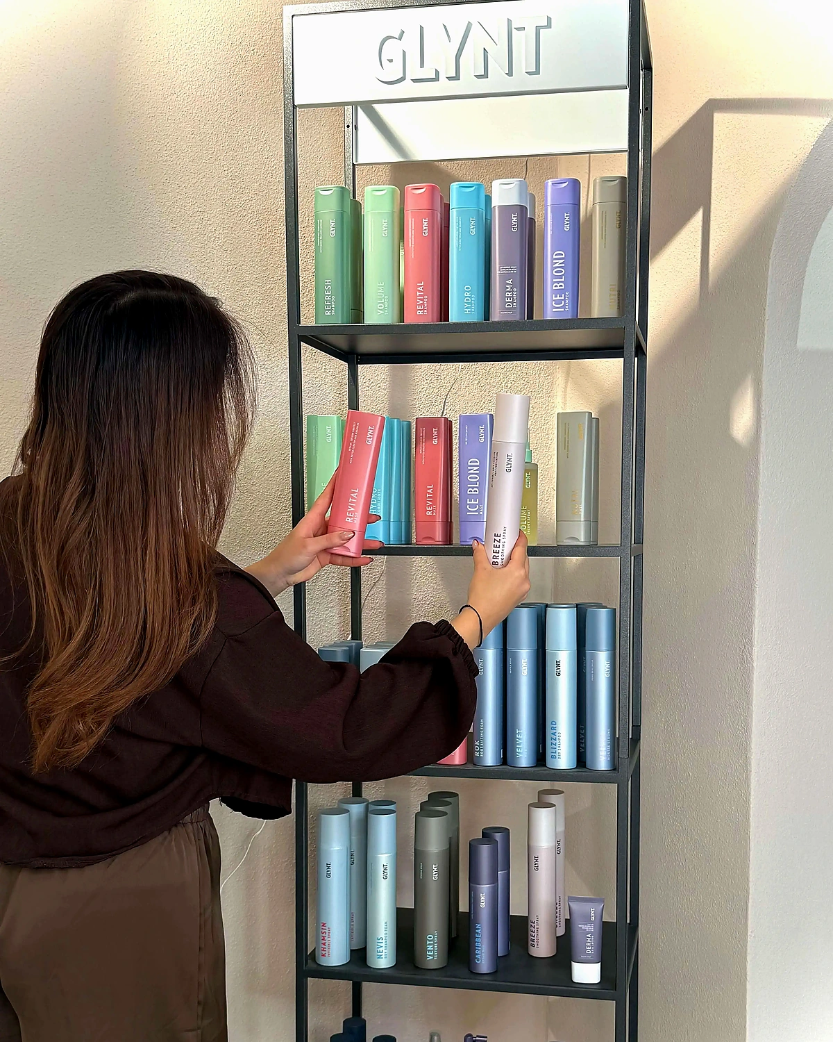 Persönliche GLYNT Beratung im Salon Lara Hair 76